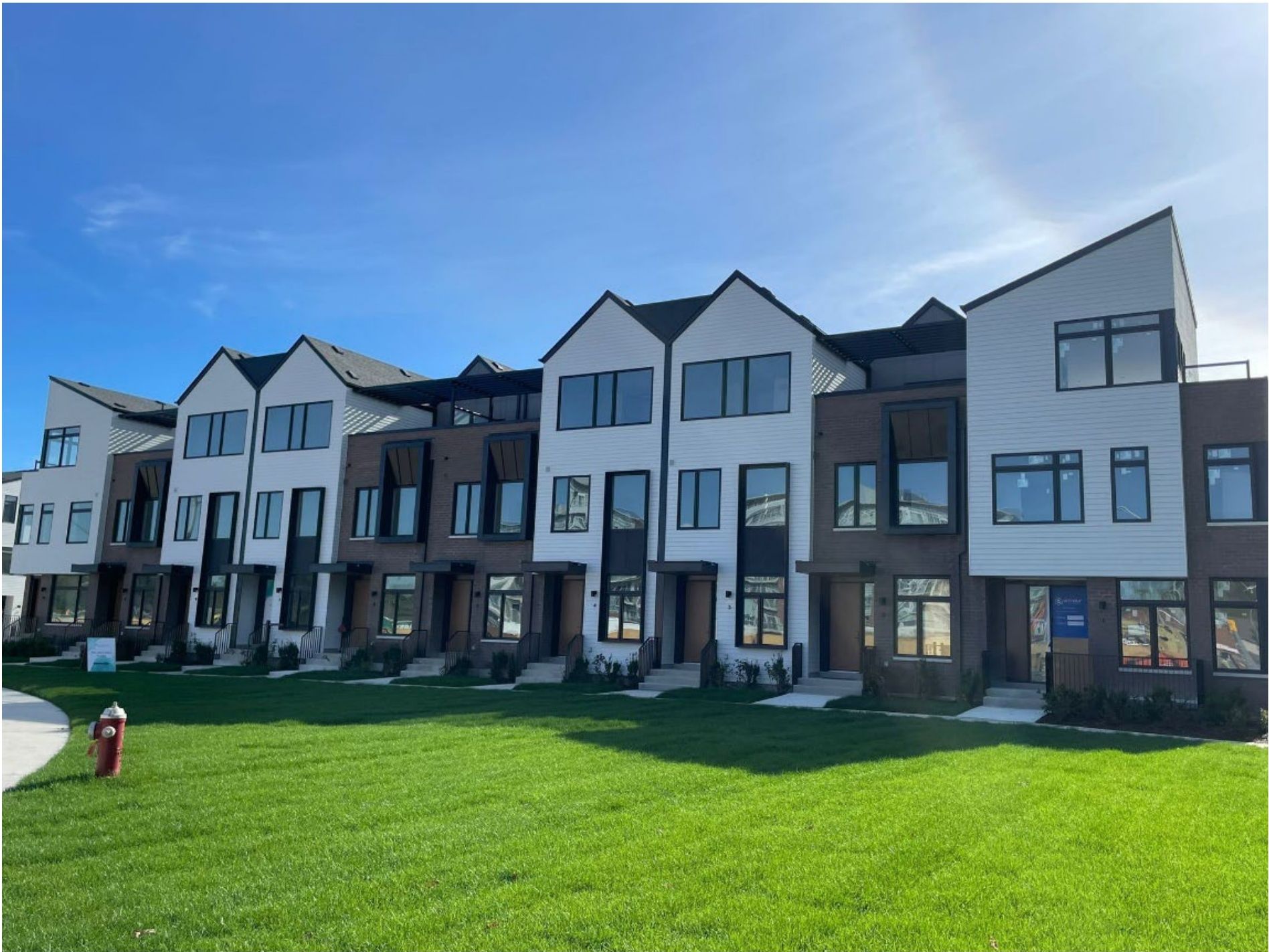 Brightwater Townhouse Project